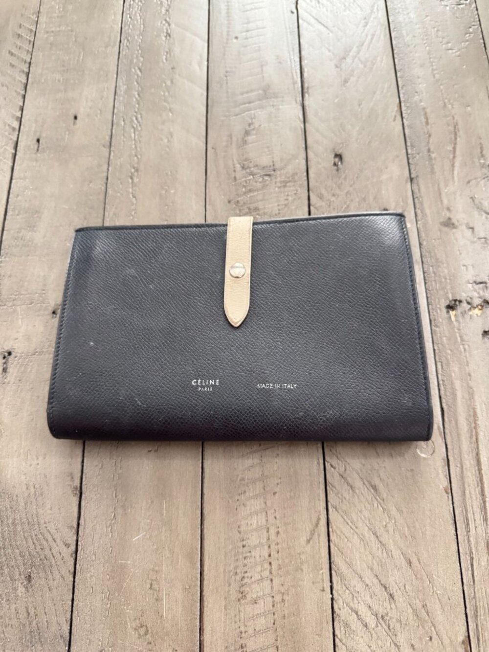 CELINE Leather Large Strap Long Bifold Wallet White Black Two Tone - Picture 3 of 8